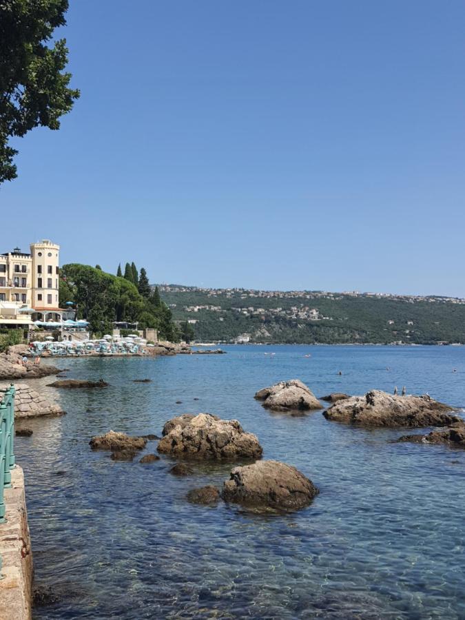 Villa Family House Opatija Exterior foto